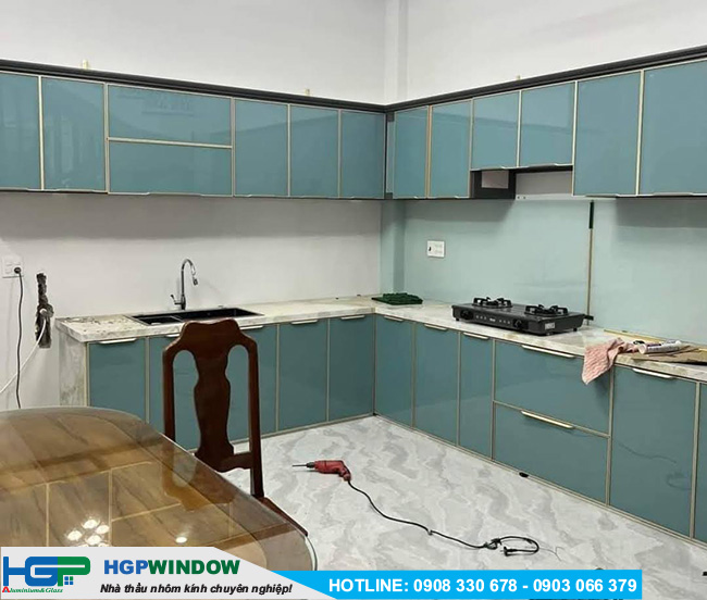 Tủ Bếp Khung Inox Cánh Kính