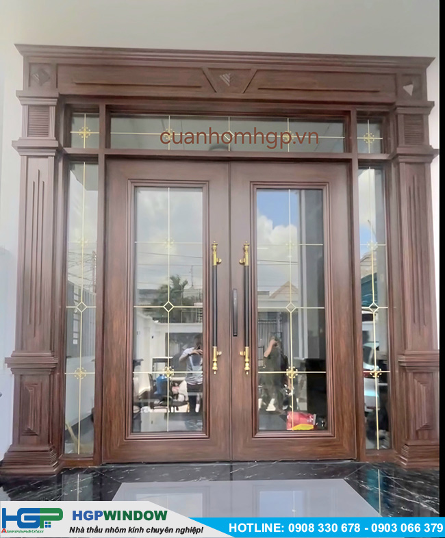 cua nhom thuy luc phao dai nhom mau van go lim 03