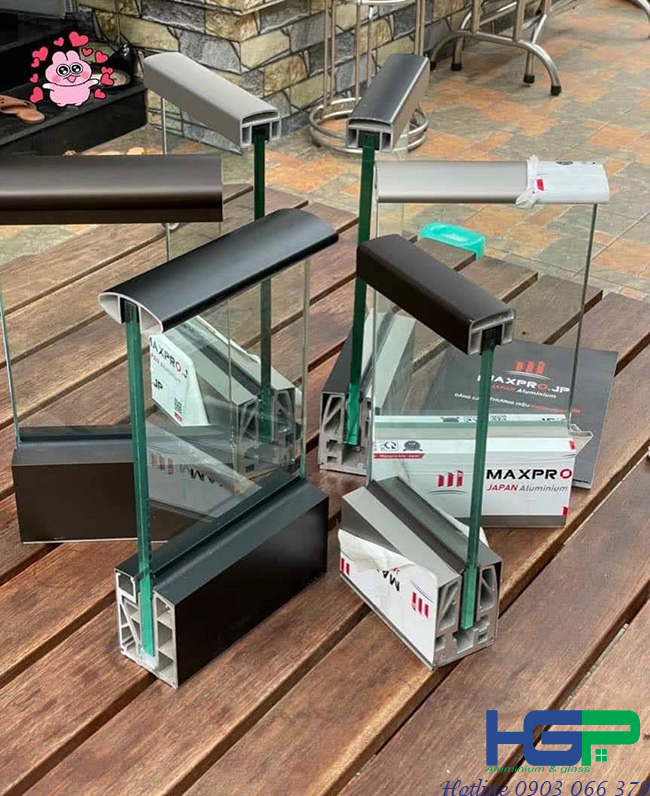 lan can kinh tay vin nhom hgp03 Copy