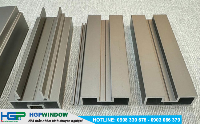  Cửa Nhôm Slim Mở Quay Bản Lề Ẩn