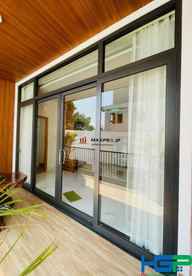 cua lua nhom maxpro hgp06