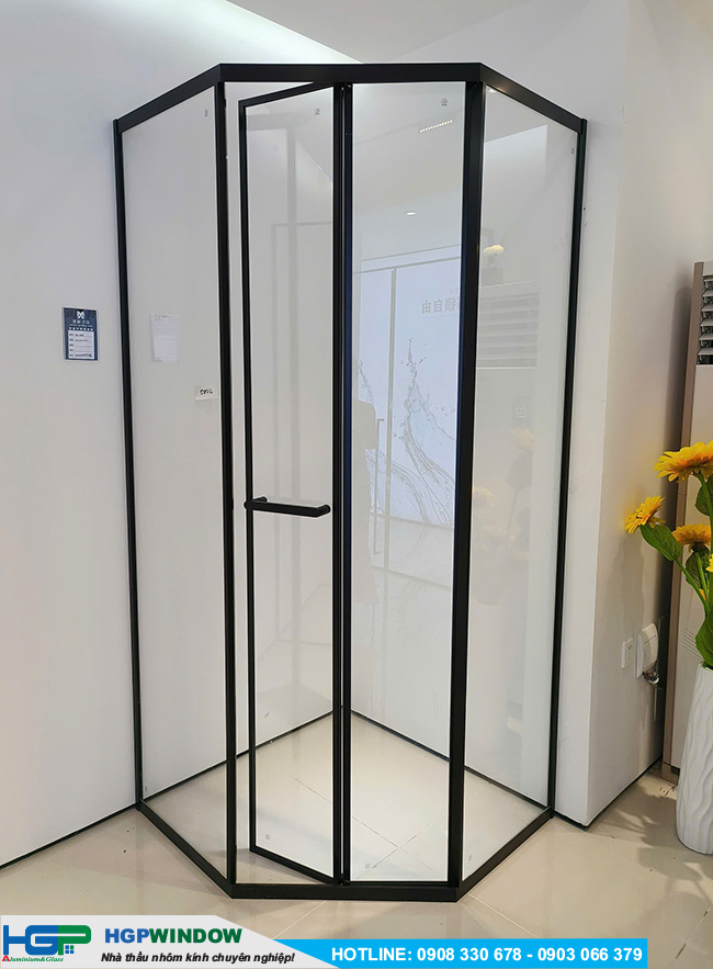 phong tam kinh khung inox 135 do cao cap 2